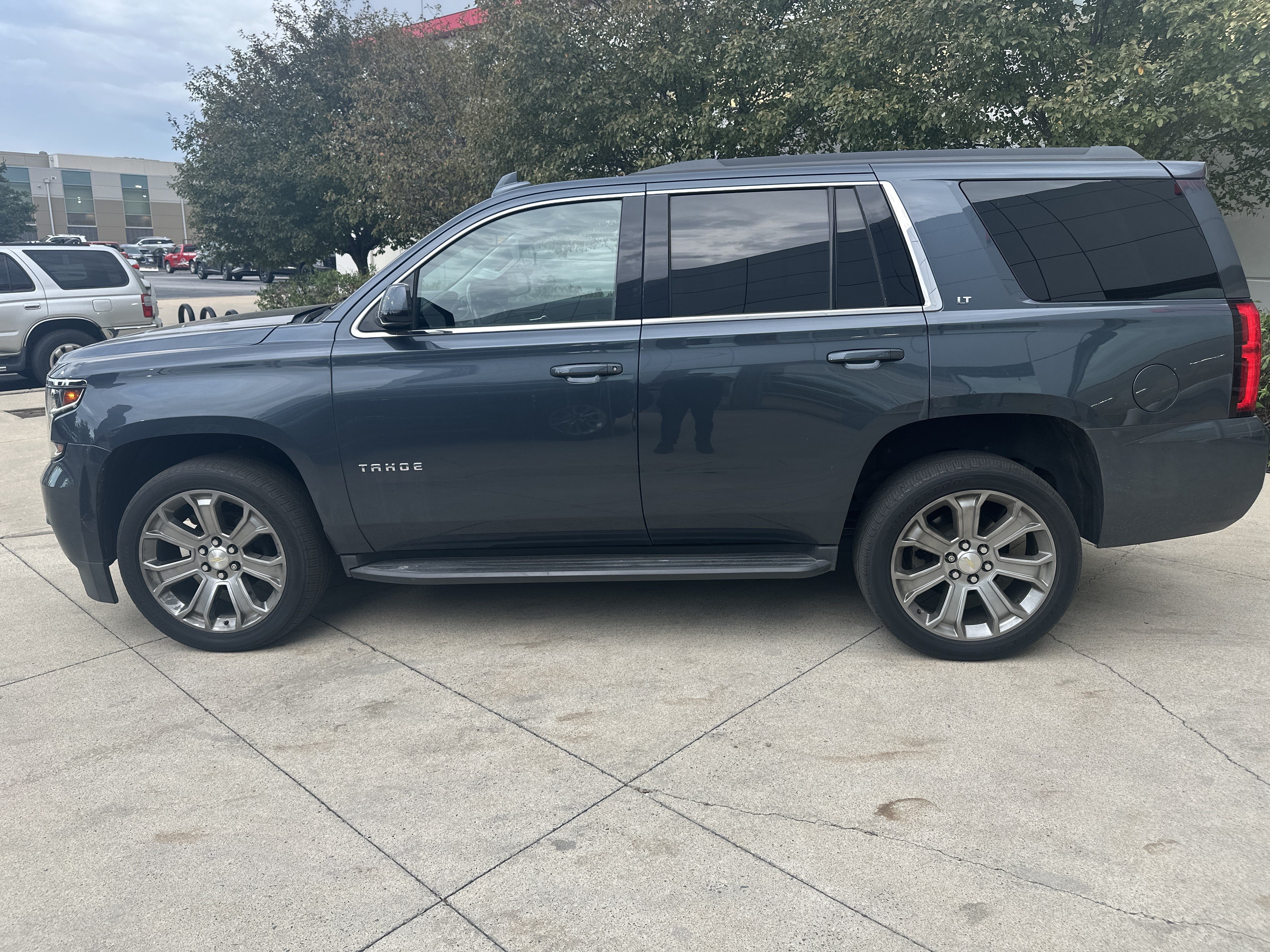 Used 2019 Chevrolet Tahoe LT AWD/4WD image 9