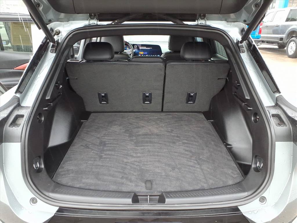 Used 2024 Chevrolet Equinox EV RS FWD image 14