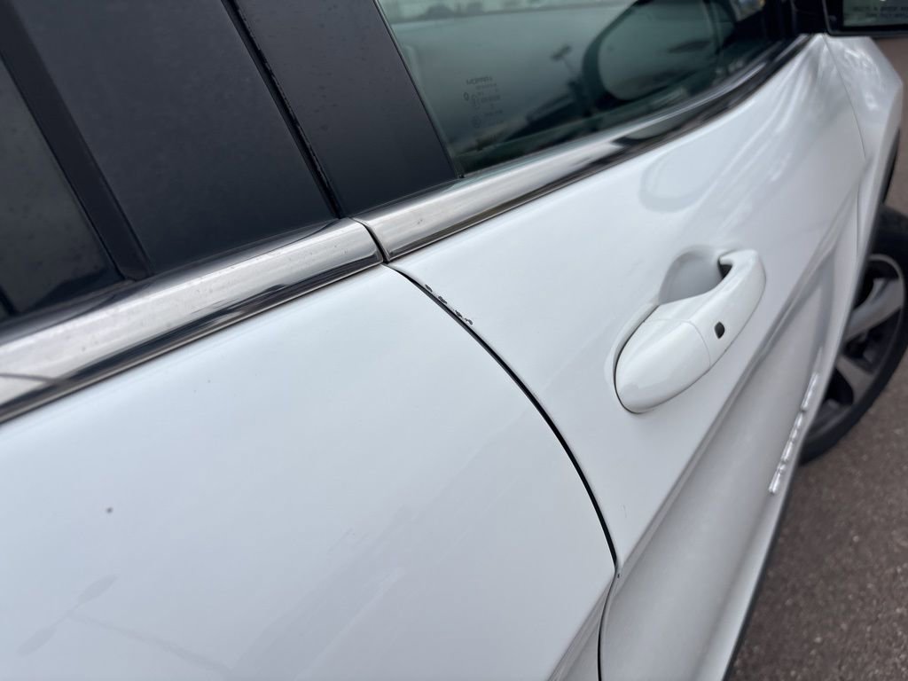 Used 2019 Jeep Cherokee Limited AWD/4WD image 20