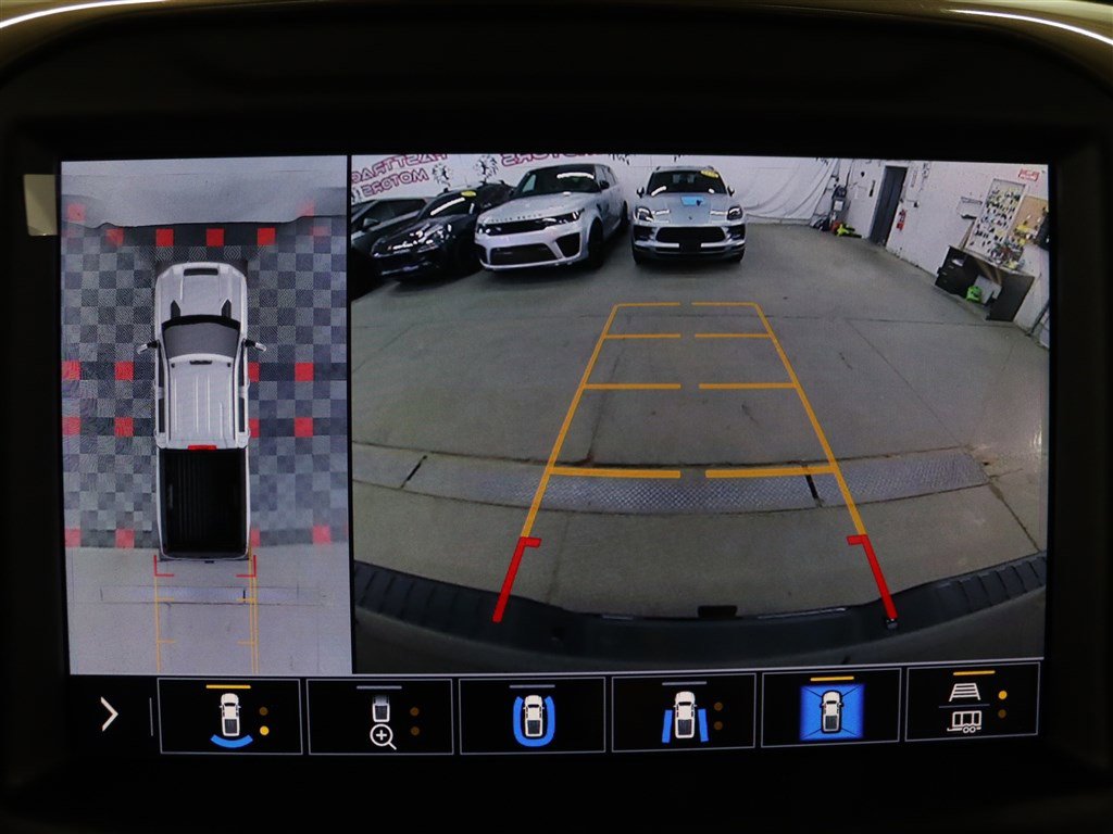 Used 2020 Chevrolet Silverado 3500 High Country w/ Z71 Off-Road Package image 26