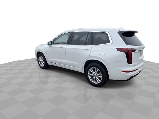 Certified 2025 Cadillac XT6 Luxury AWD/4WD image 7