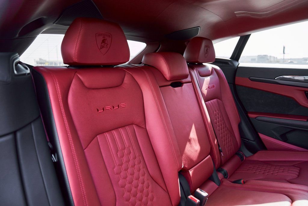Used 2024 Lamborghini Urus S image 45