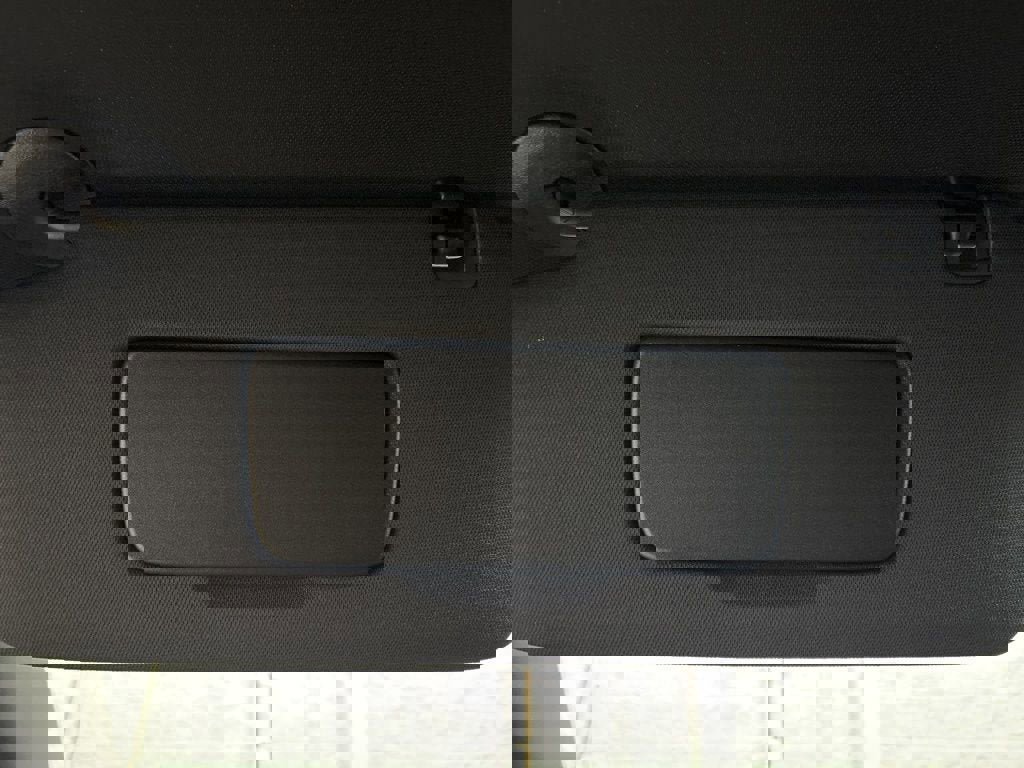 New 2026 Chevrolet Traverse RS w/ LPO, Floor Liner Package AWD/4WD image 28