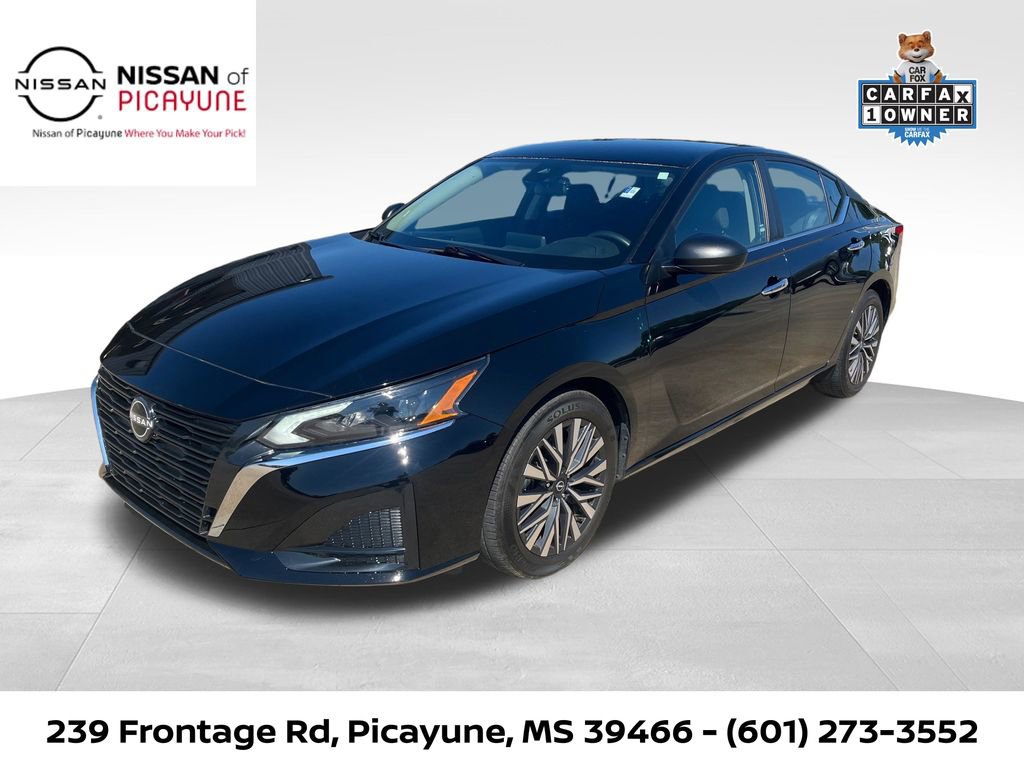 Certified 2024 Nissan Altima 2.5 SV FWD image 1