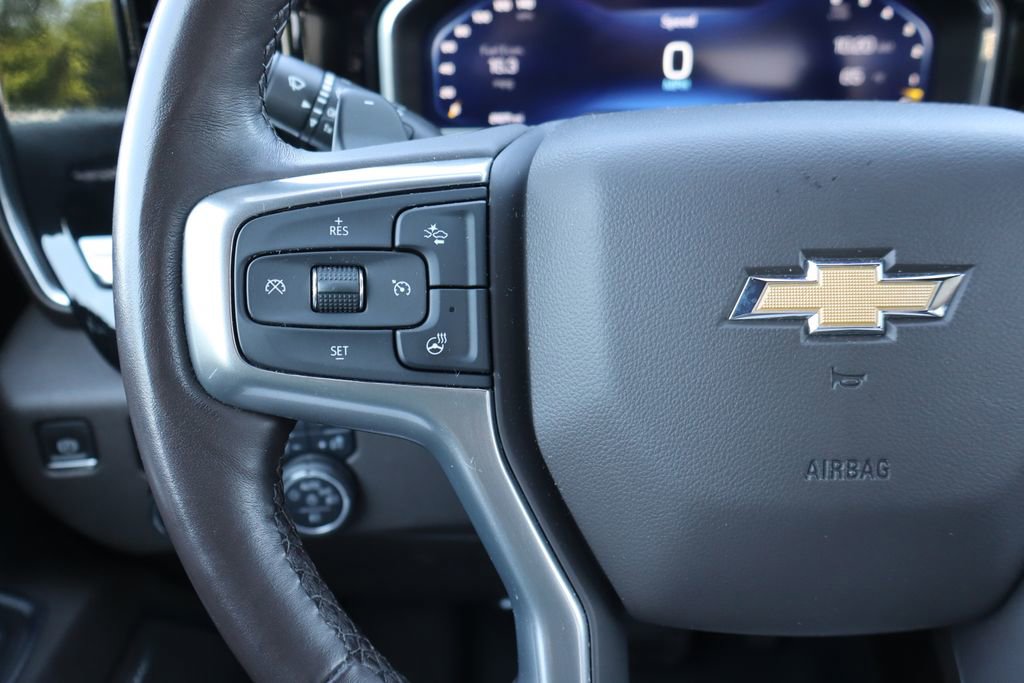 Used 2022 Chevrolet Silverado 1500 LTZ w/ LTZ Premium Package AWD/4WD image 7