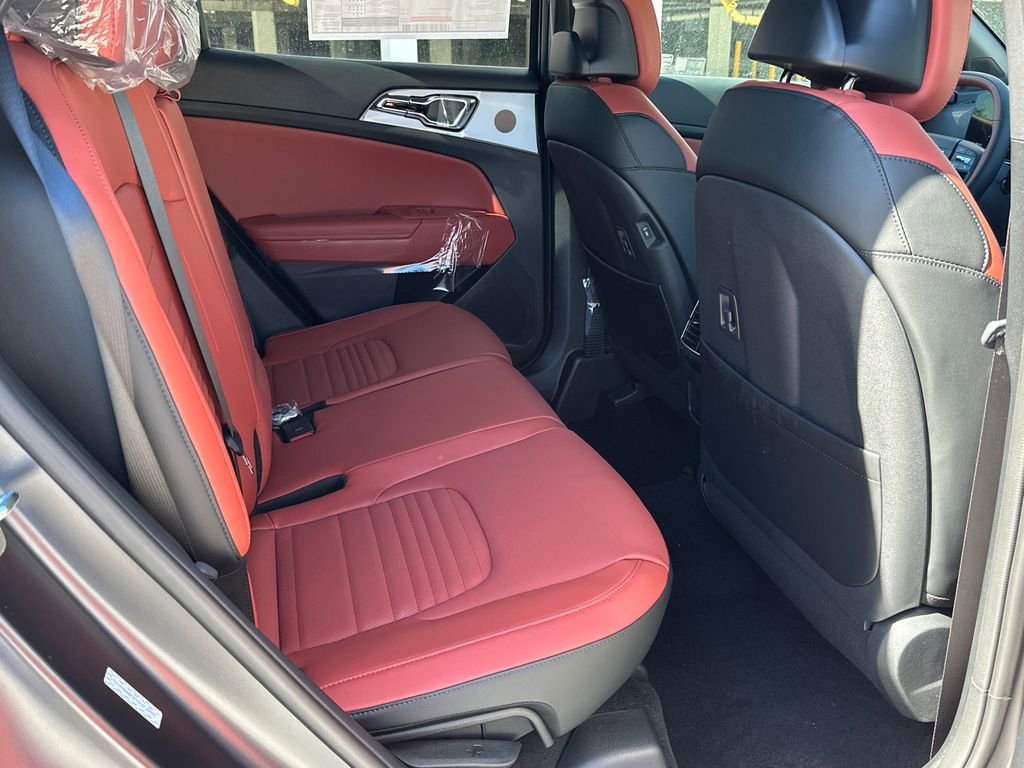 New 2026 Kia Sportage SX FWD image 15