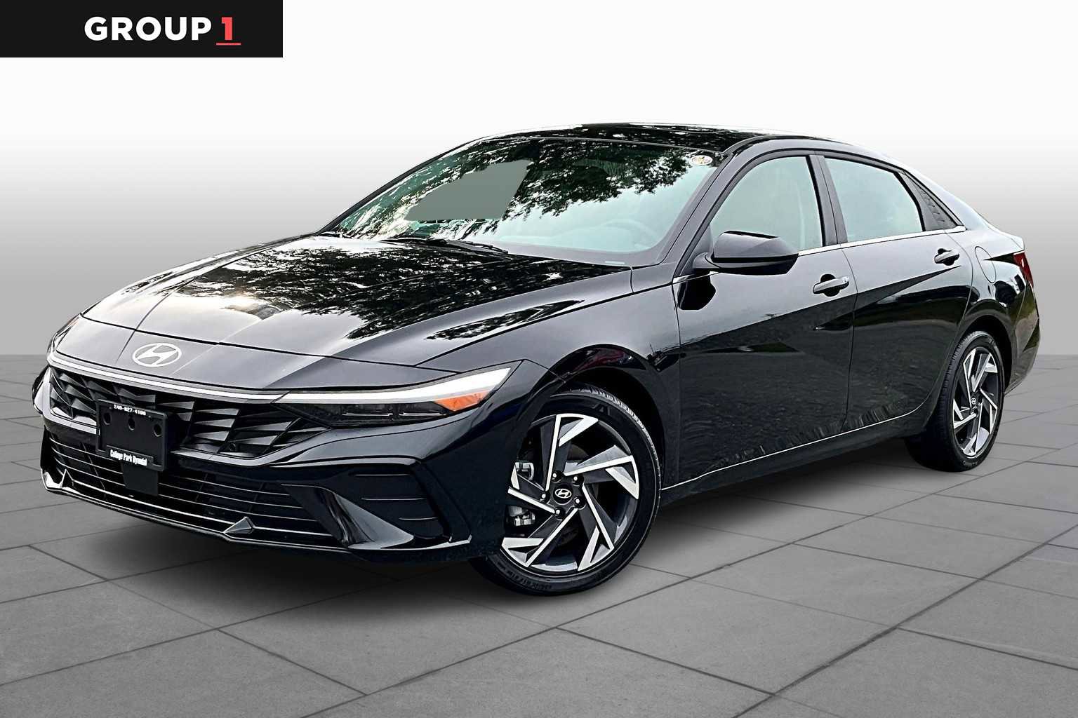 Used 2024 Hyundai Elantra SEL w/ Convenience Package