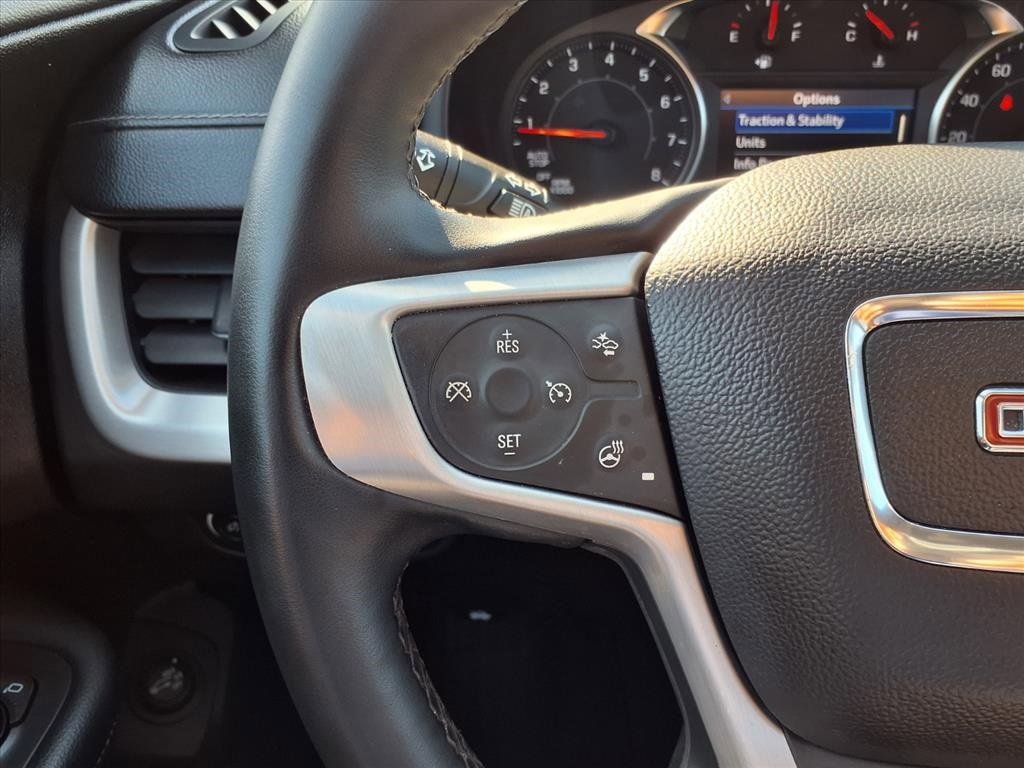 Used 2024 GMC Terrain SLT image 10