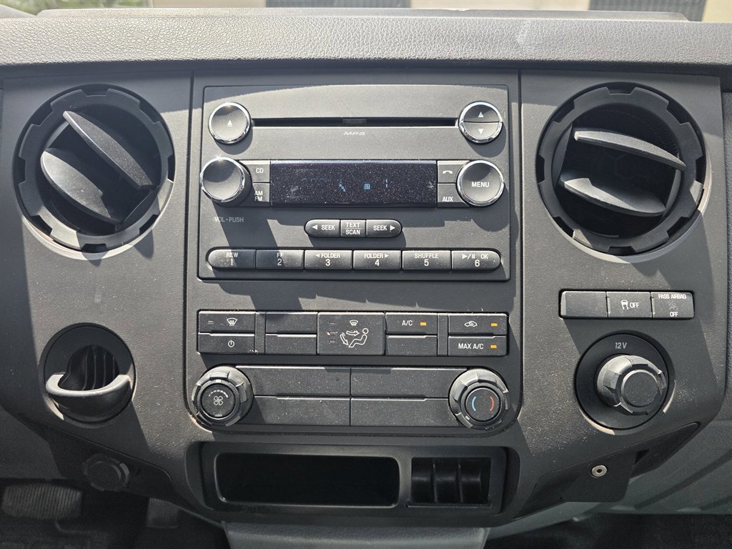 Used 2015 Ford F250 XL RWD image 25