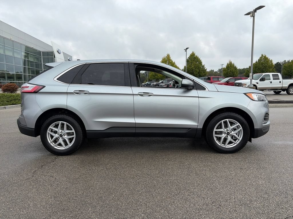Used 2024 Ford Edge SEL w/ Convenience Package AWD/4WD image 8