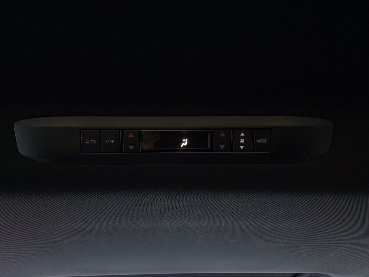 New 2026 Toyota Sienna Limited FWD image 15