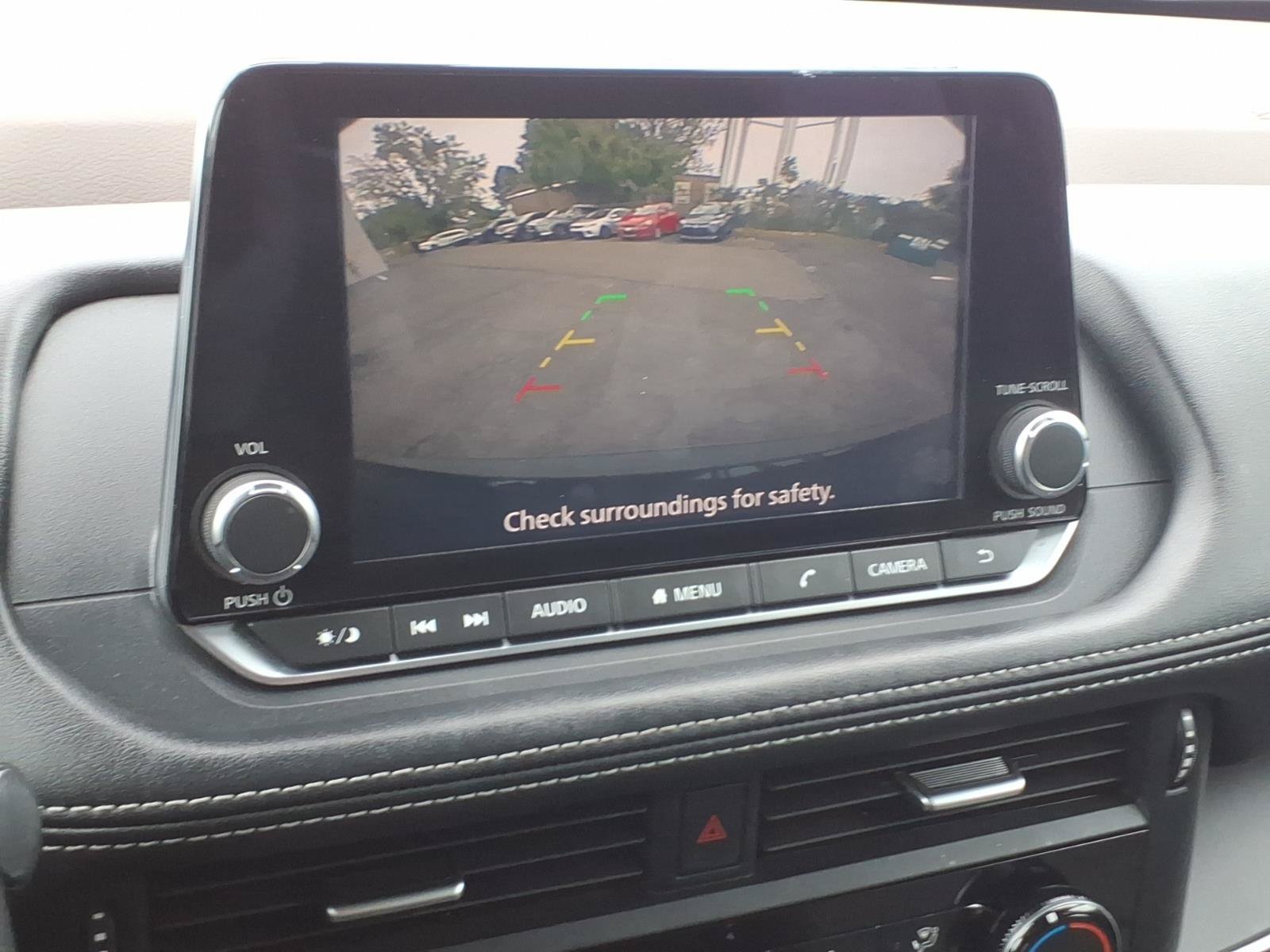 Used 2022 Nissan Rogue S AWD/4WD image 22