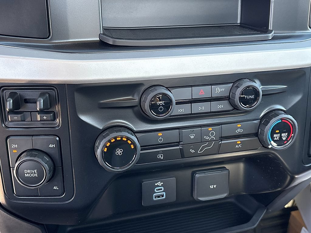 New 2026 Ford F550 4x4 Regular Cab Super Duty image 22