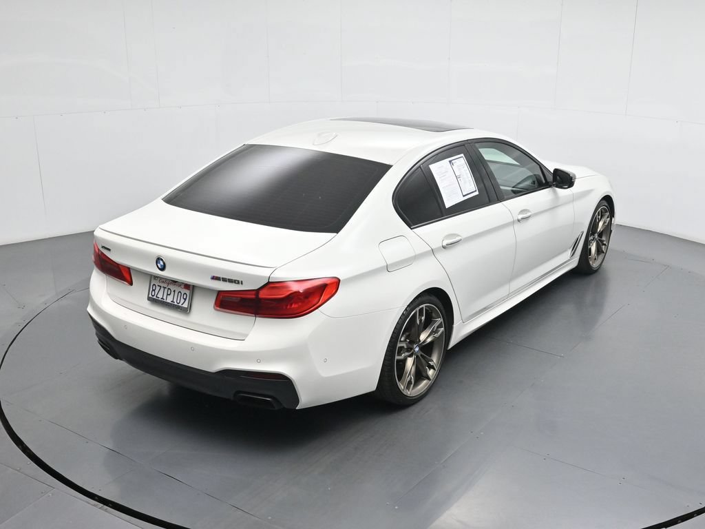 Used 2018 BMW M550i xDrive AWD/4WD image 39