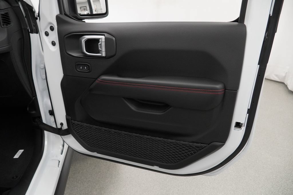 New 2026 Jeep Wrangler Unlimited Rubicon AWD/4WD image 33