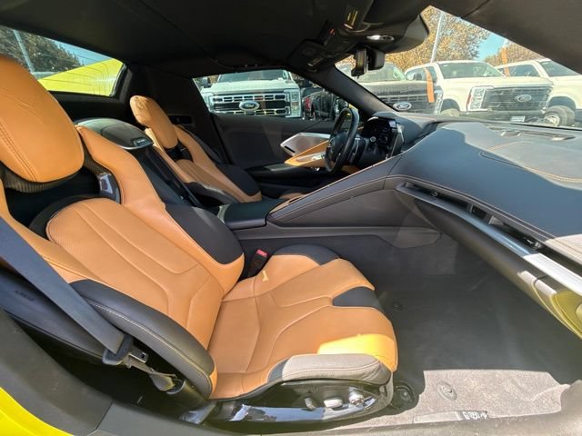 Used 2021 Chevrolet Corvette Stingray Preferred Conv w/ Z51 Performance Package RWD image 8