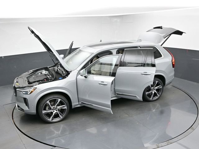 New 2026 Volvo XC90 B5 Plus w/ Protection Package Premier image 52