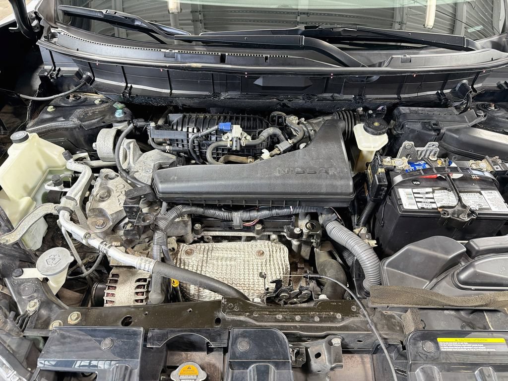 Used 2018 Nissan Rogue S AWD/4WD image 29