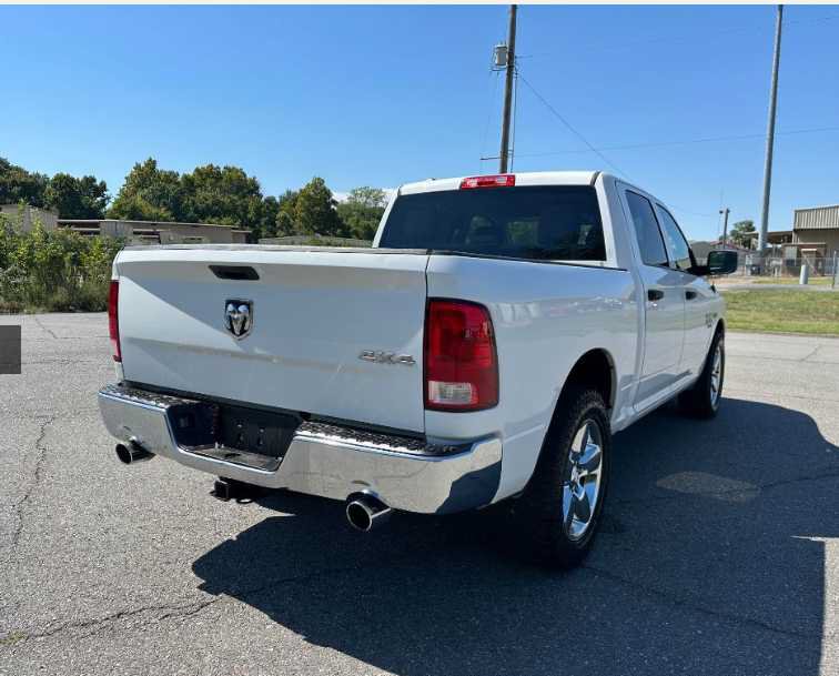 Used 2019 RAM 1500 Tradesman w/ Tradesman SXT Package AWD/4WD image 4