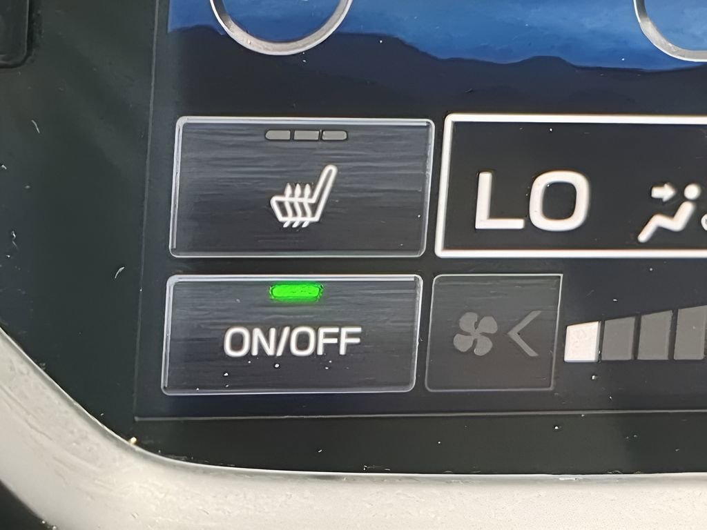 Used 2023 Subaru Ascent Onyx Edition Limited image 22