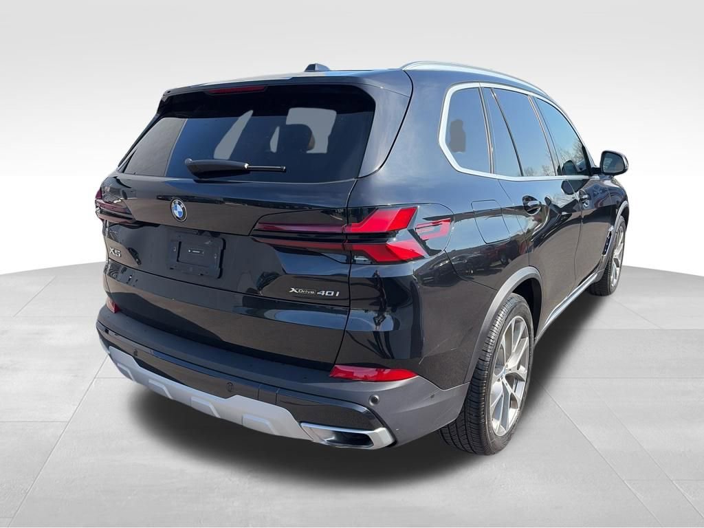 Used 2024 BMW X5 xDrive40i w/ Executive Package image 16