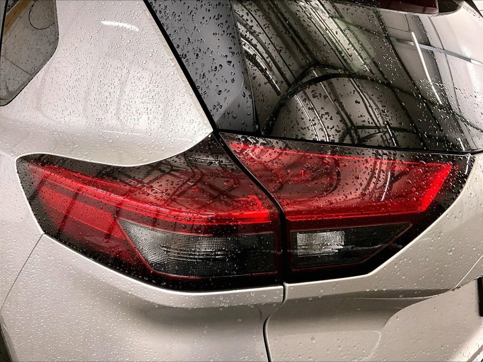 Used 2023 Nissan Rogue SV image 28