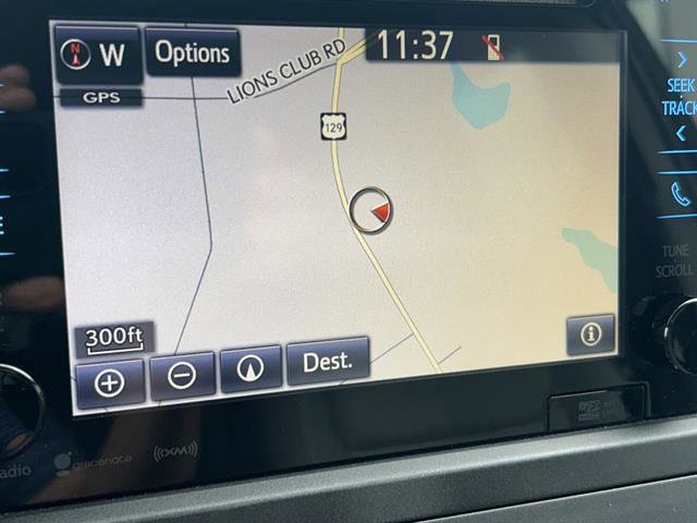 Used 2017 Toyota Sienna XLE image 21