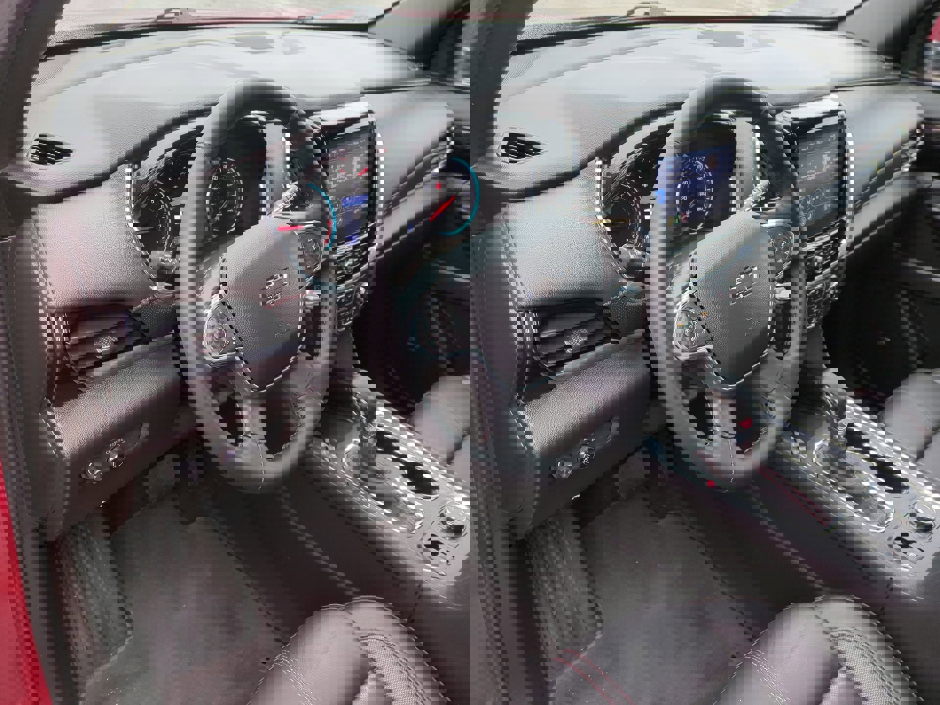 Certified 2023 Chevrolet Traverse RS image 10