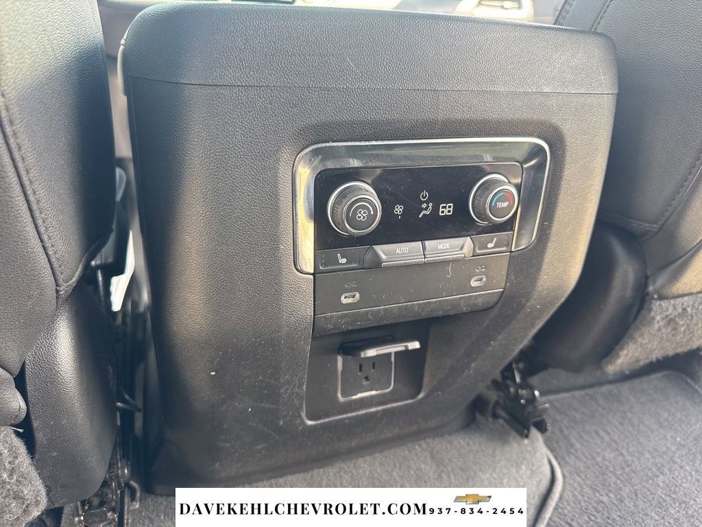 Certified 2022 Chevrolet Suburban RST w/ Luxury Package AWD/4WD image 36