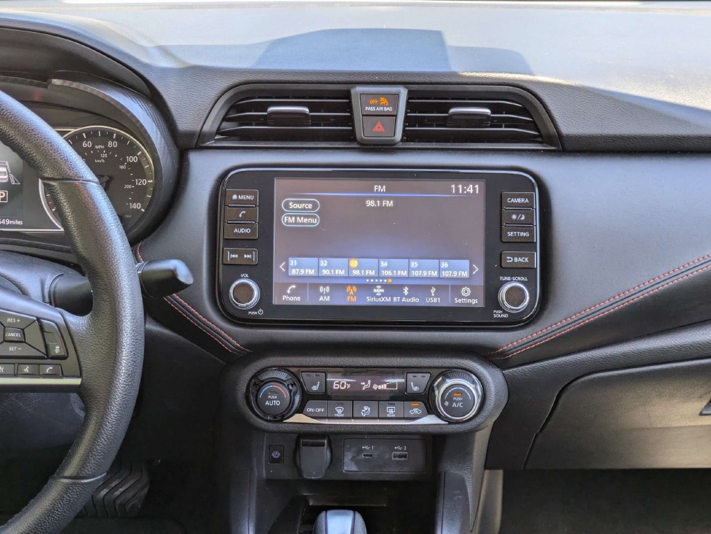 Used 2025 Nissan Versa SR FWD image 17