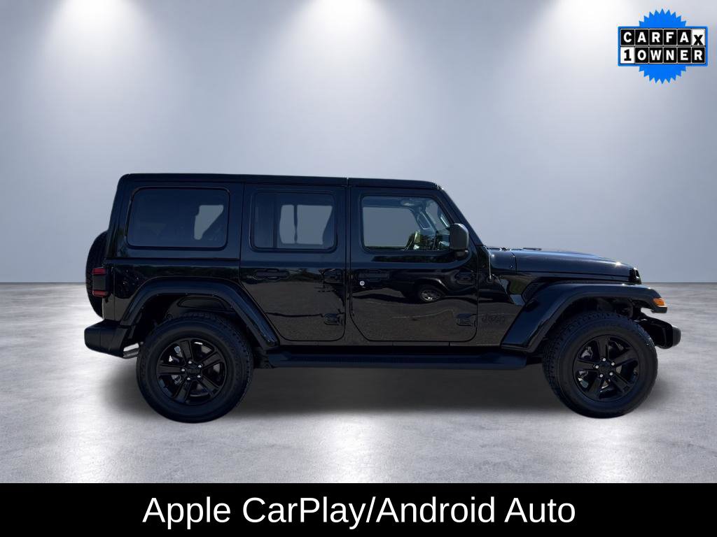 Used 2022 Jeep Wrangler Unlimited Sahara AWD/4WD image 8