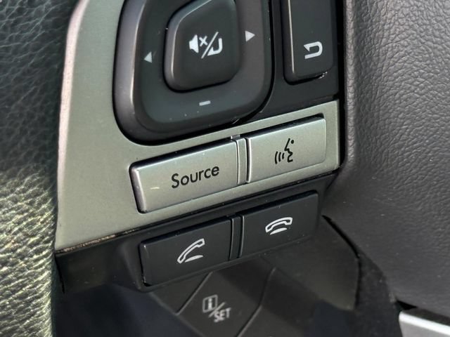 Used 2017 Subaru Outback 2.5i Limited w/ Popular Package #5 AWD/4WD image 11