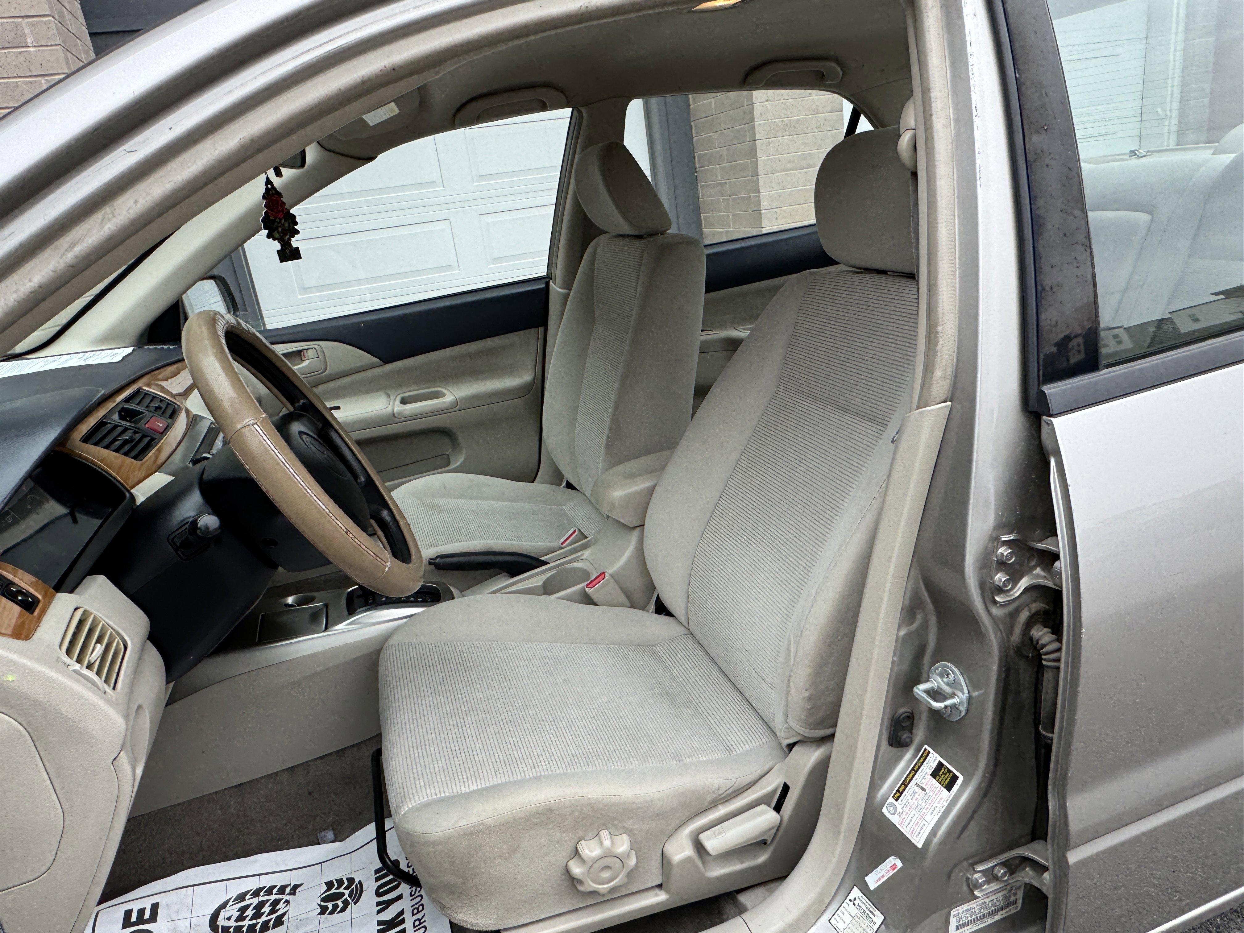 Used 2004 Mitsubishi Lancer ES FWD image 14