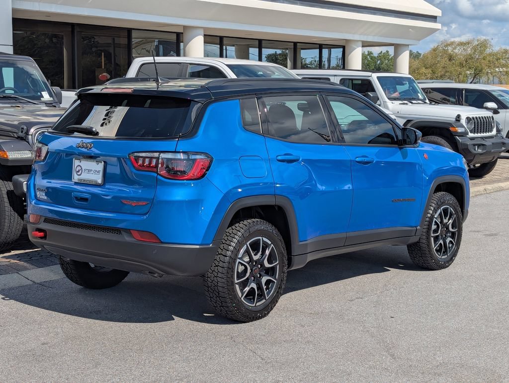 New 2026 Jeep Compass Trailhawk AWD/4WD image 5