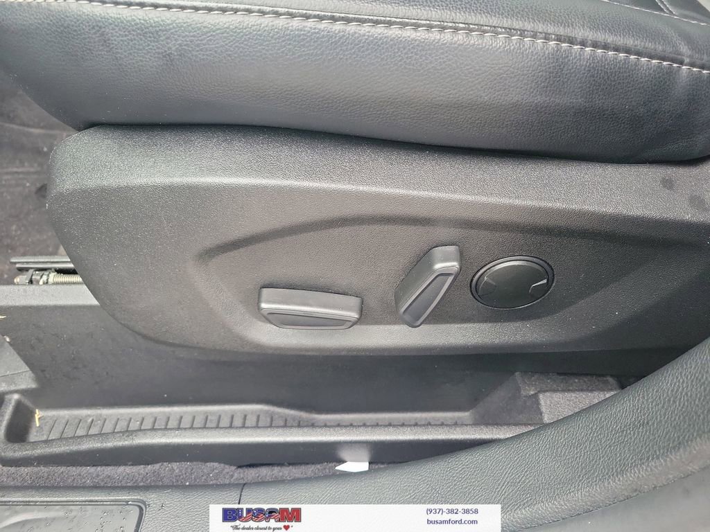 Used 2024 Ford Edge SEL w/ Convenience Package image 12