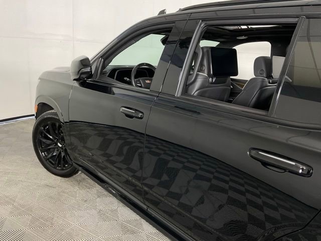 Certified 2024 Cadillac Escalade Sport Platinum w/ LPO, ONYX Package image 35