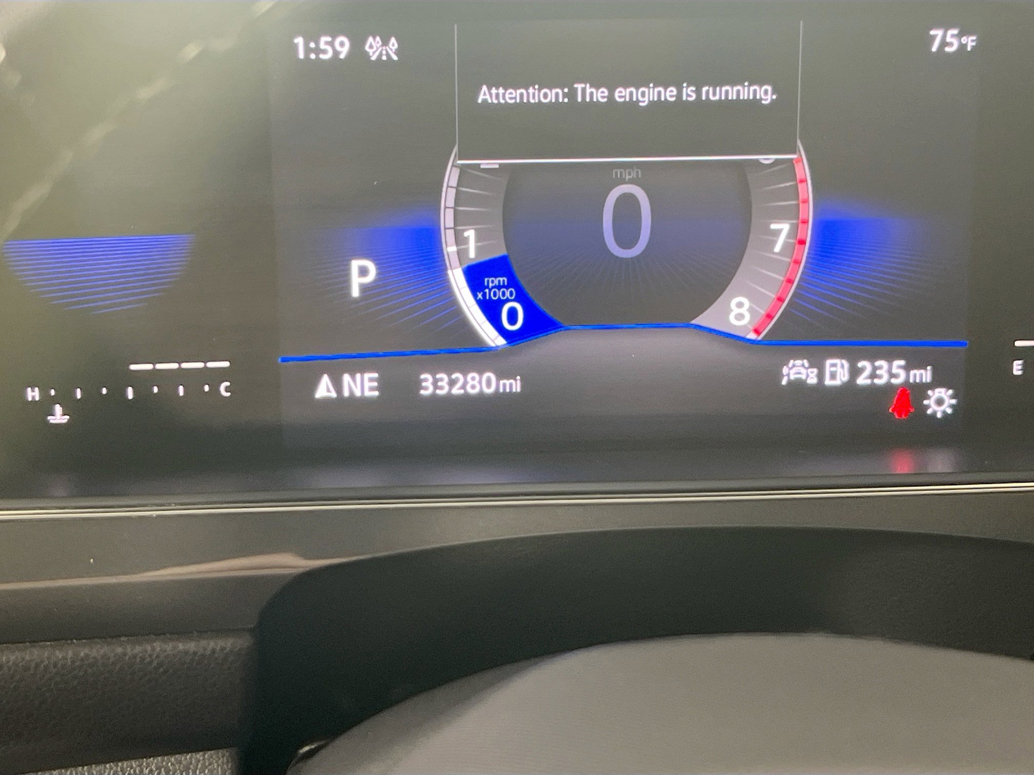 Used 2022 Volkswagen Tiguan SE AWD/4WD image 12