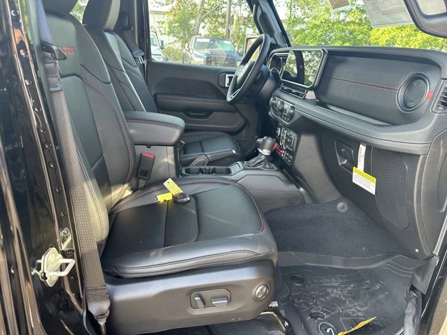 New 2025 Jeep Wrangler Unlimited Rubicon image 13