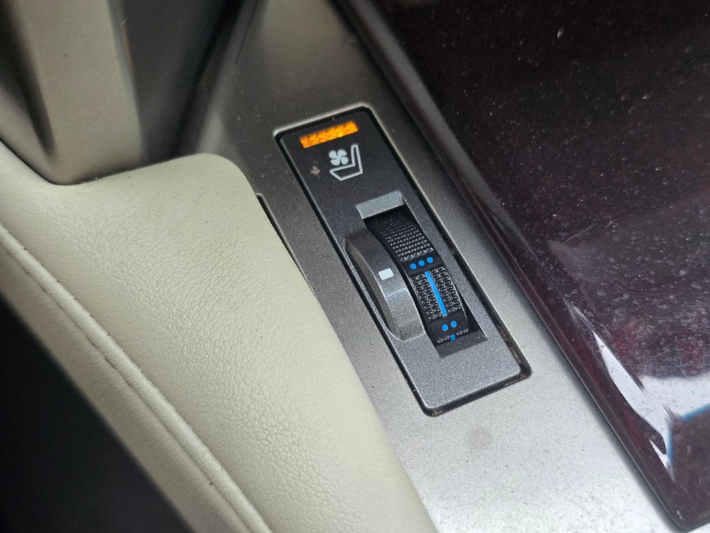 Used 2018 Lexus GX 460 Premium AWD/4WD image 12