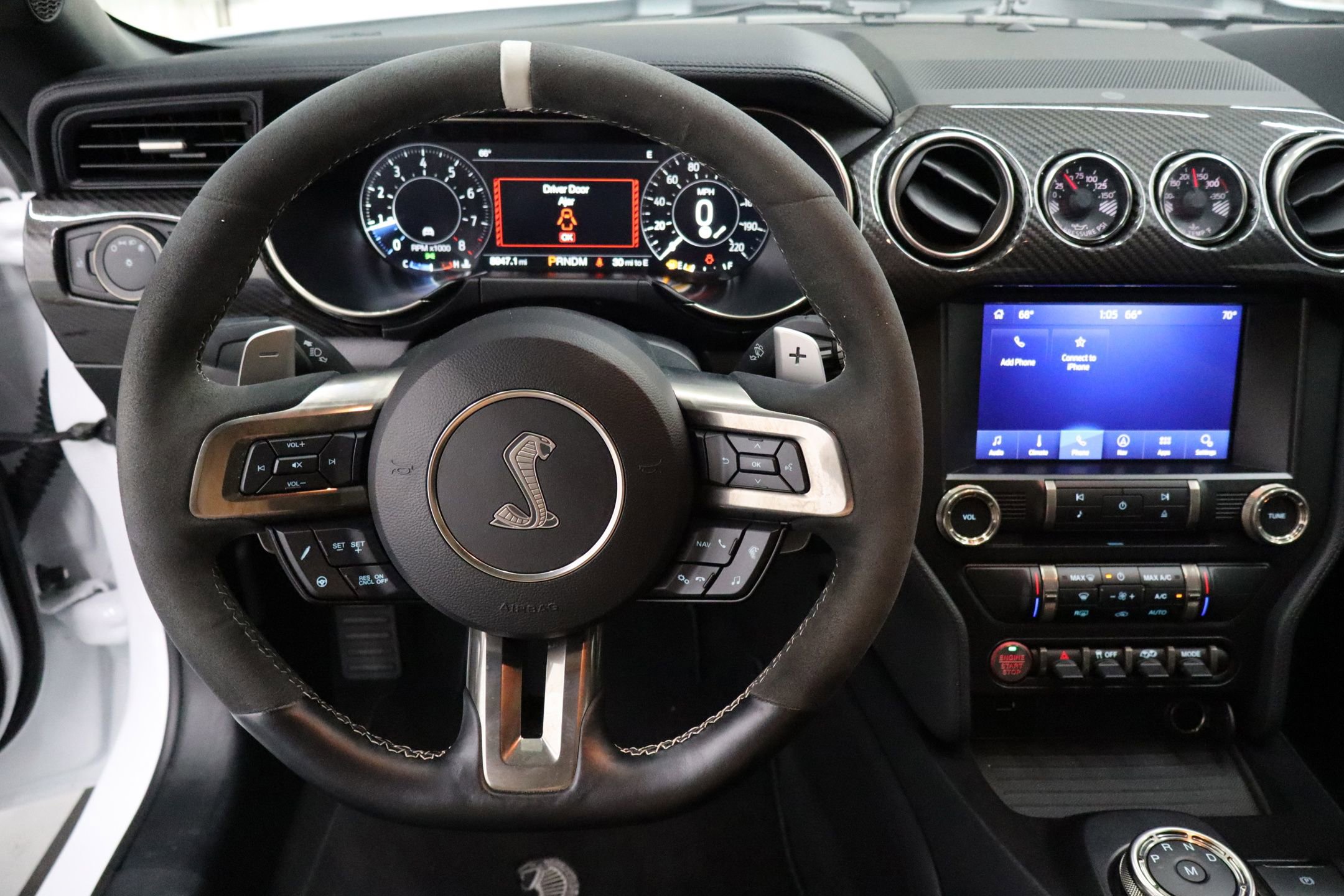 Used 2021 Ford Mustang Shelby GT500 w/ Technology Package image 19