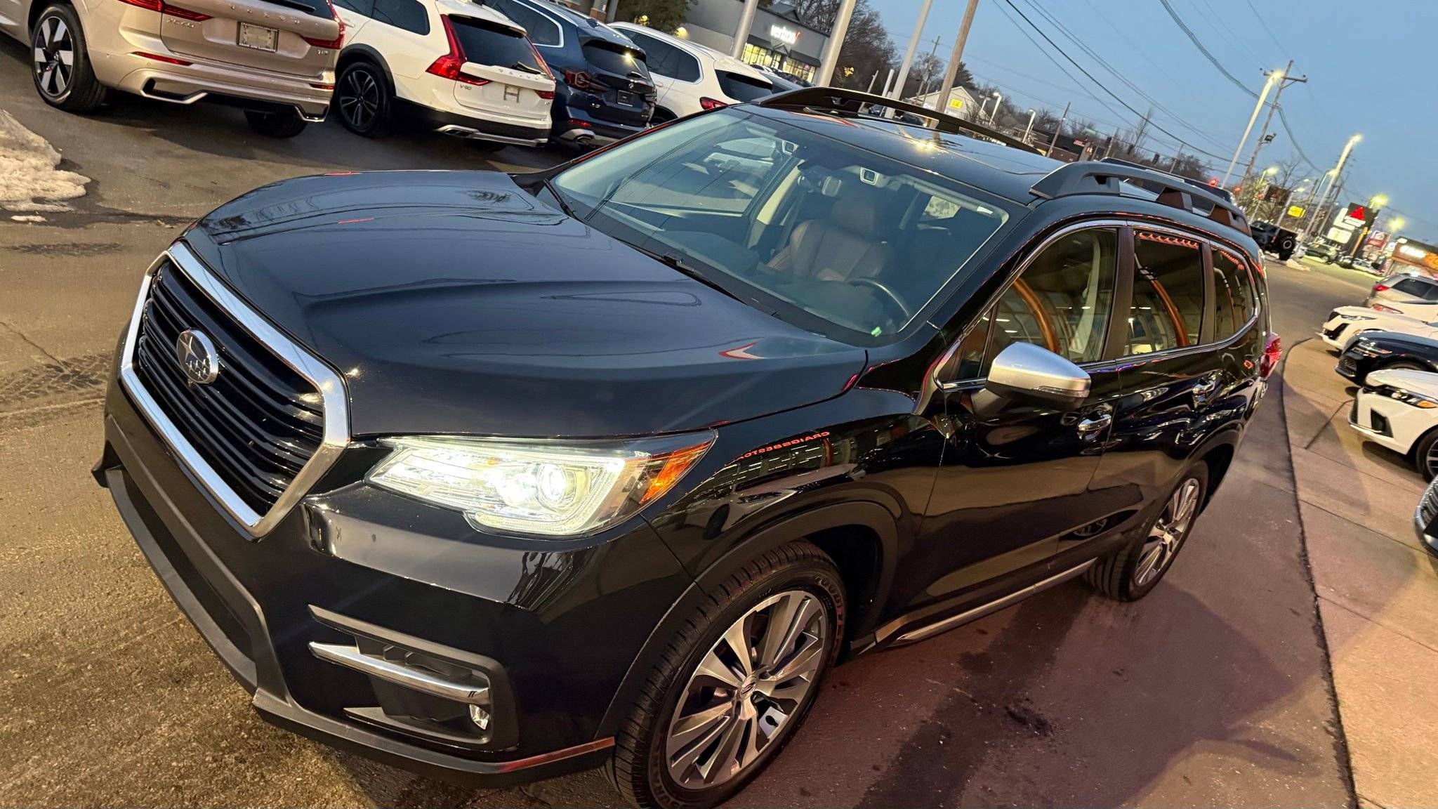 Used 2020 Subaru Ascent Touring w/ Popular Package #3 image 10