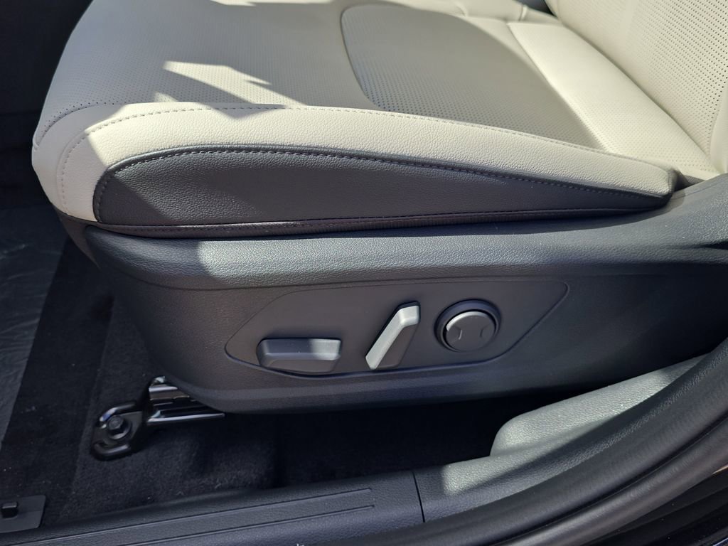 New 2026 Kia Sportage EX image 21