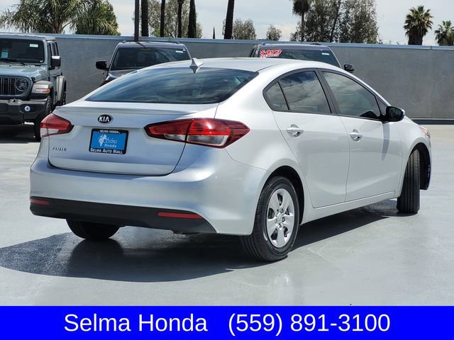 Used 2017 Kia Forte LX FWD image 5