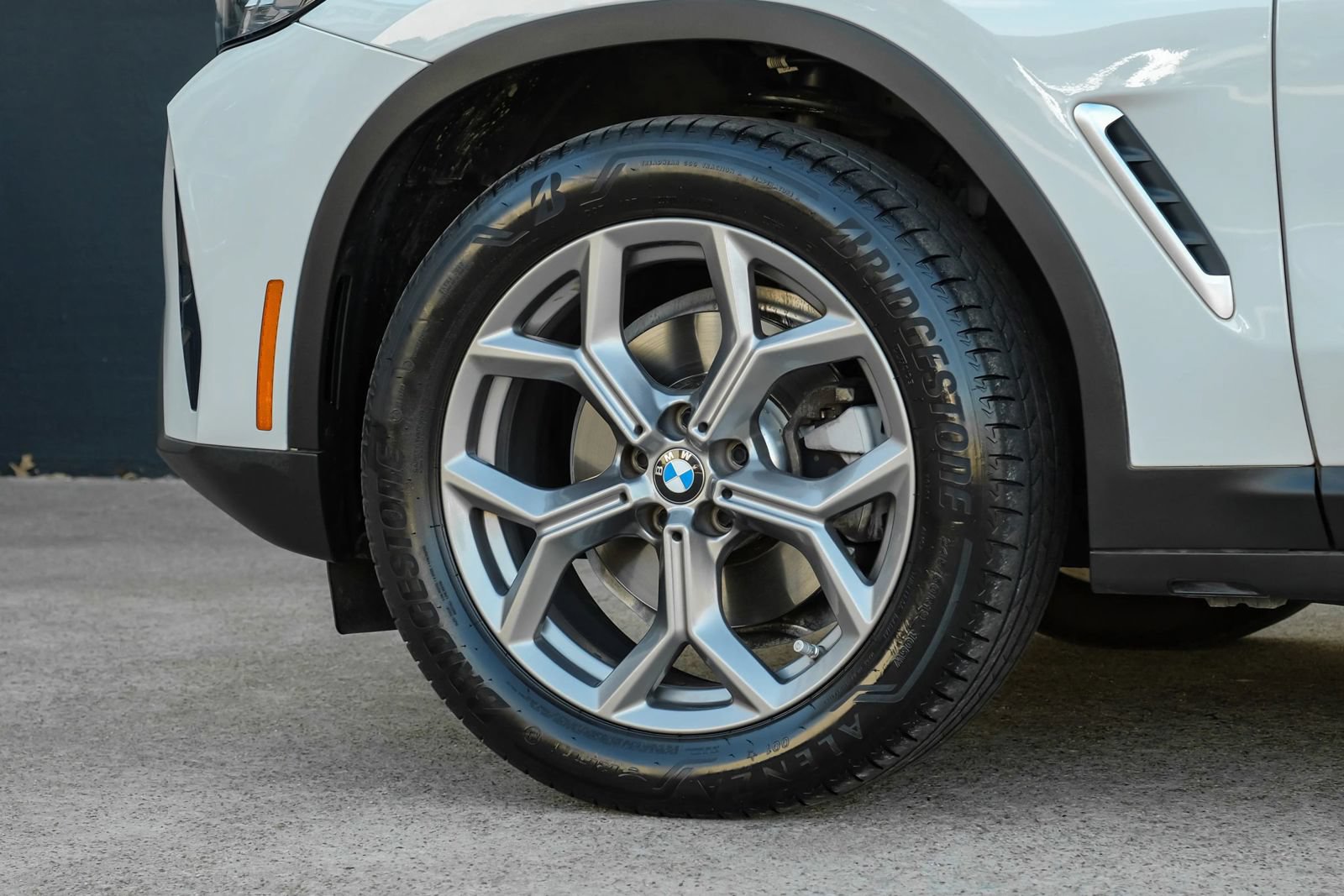 Used 2023 BMW X3 xDrive30i w/ Premium Package w/ZPA AWD/4WD image 87