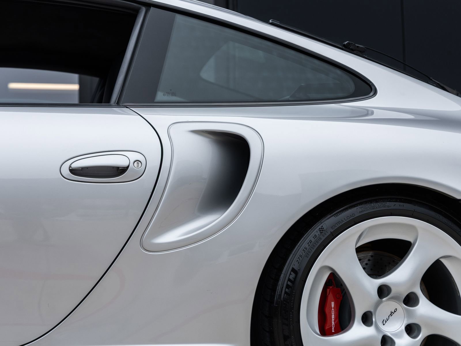 Used 2001 Porsche 911 Turbo AWD/4WD image 20