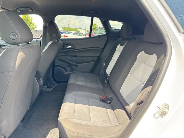 Certified 2025 Chevrolet Trax RS w/ Driver Confidence Package FWD image 23