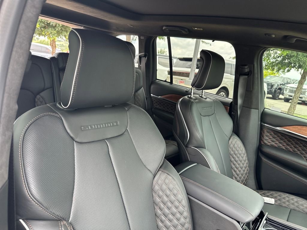 New 2026 Jeep Grand Cherokee Summit AWD/4WD image 35