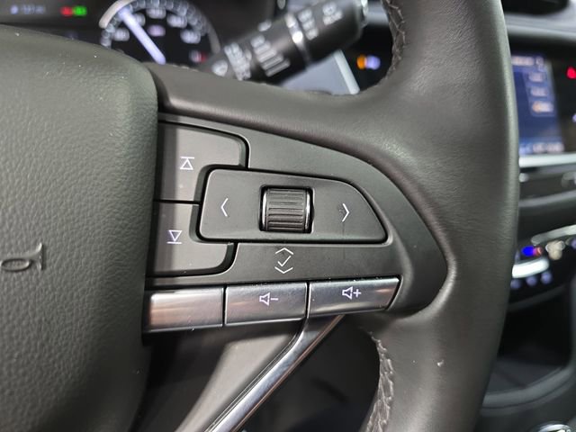 Used 2025 Cadillac XT6 Luxury image 22