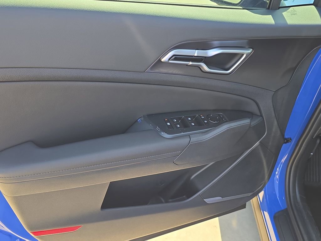 New 2026 Kia Sportage EX FWD image 18