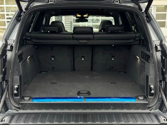 New 2026 BMW X5 xDrive50e w/ M Sport Package image 9